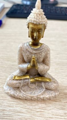 Statue Bouddha Mains Jointes - Yogazen